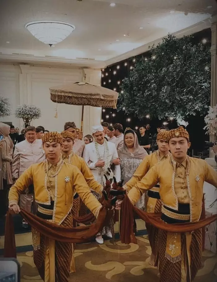 momen akad nikah Ciki dan Rezky © 2019 instagram.com momen akad nikah Ciki dan Rezky © 2019 instagram.com