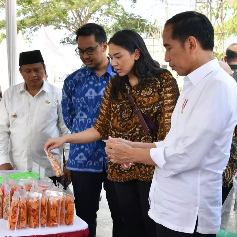 Potret kebersamaan Putri Tanjung dan Jokowi Instagram