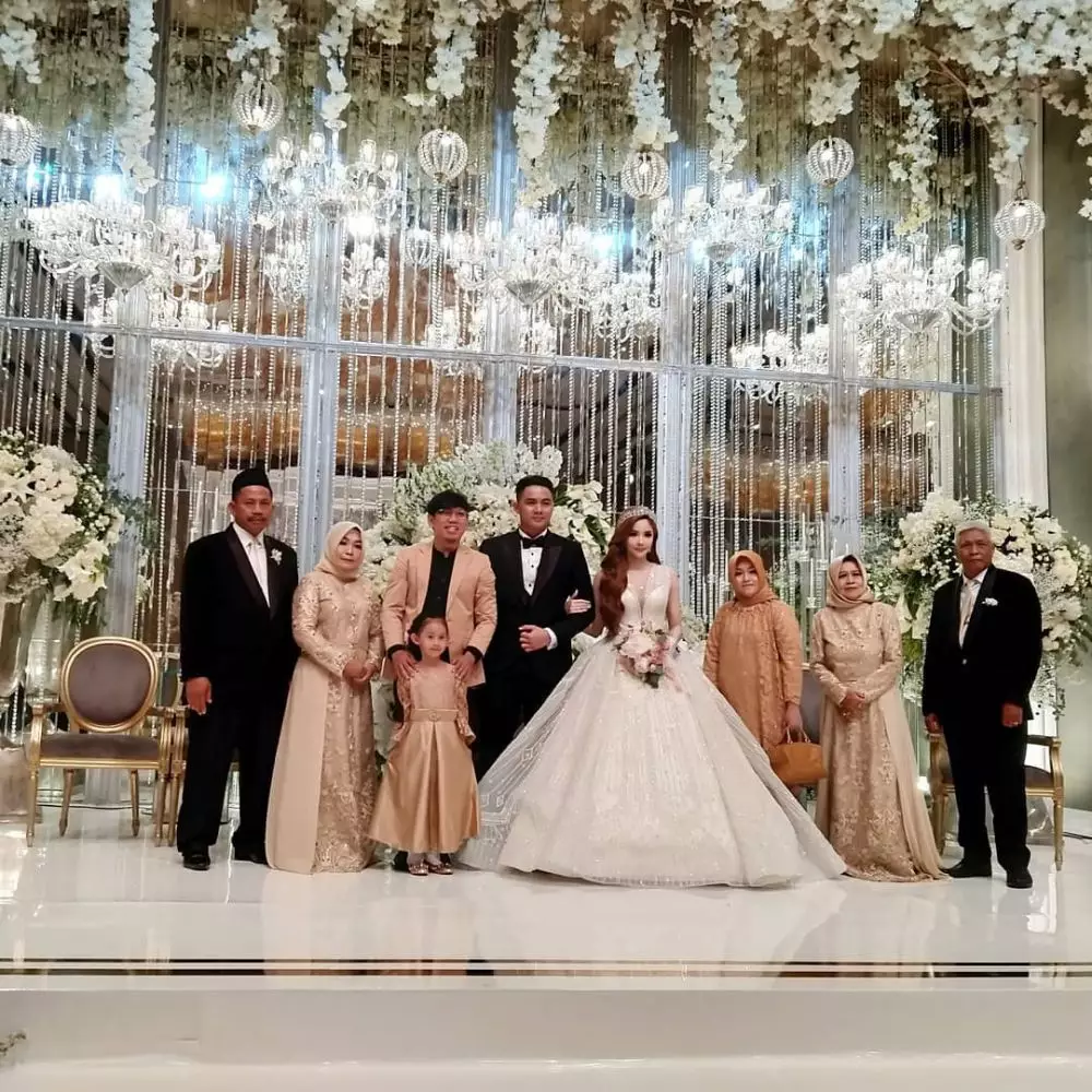 pernikahan guntur triyoga  Instagram 