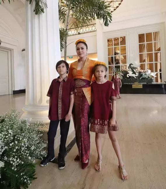 wulan guritno jadi bridesmaid Instagram wulan guritno jadi bridesmaid Instagram