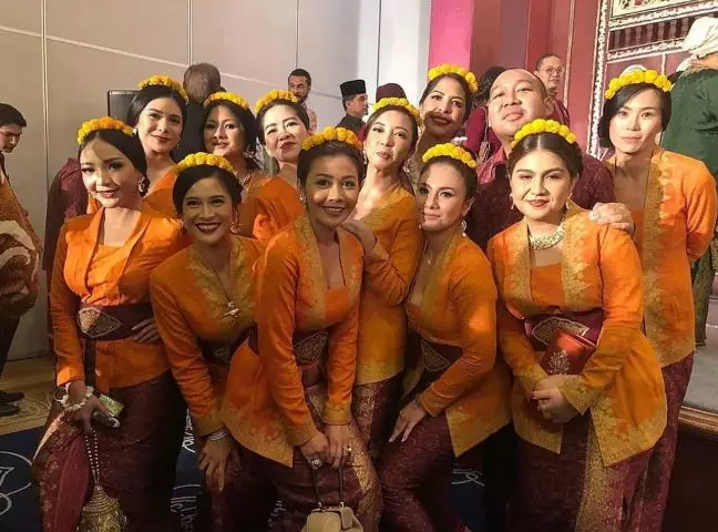 wulan guritno jadi bridesmaid Instagram wulan guritno jadi bridesmaid Instagram