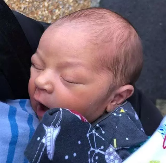 wajah anak kimberly dan edward Instagram