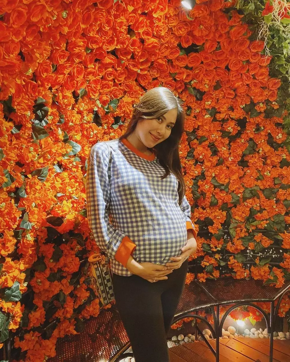 Gaya OOTD Syahnaz Shadiqah © 2019 brilio.net Gaya OOTD Syahnaz Shadiqah © 2019 brilio.net