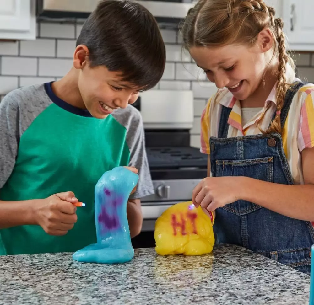 13 Cara membuat slime mudah, aman © 2022 berbagai sumber