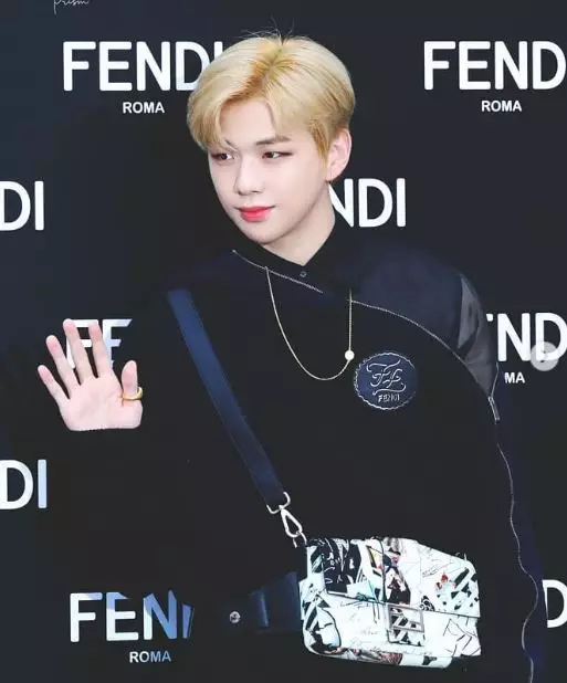 Kang daniel mengaku depresi  Instagram