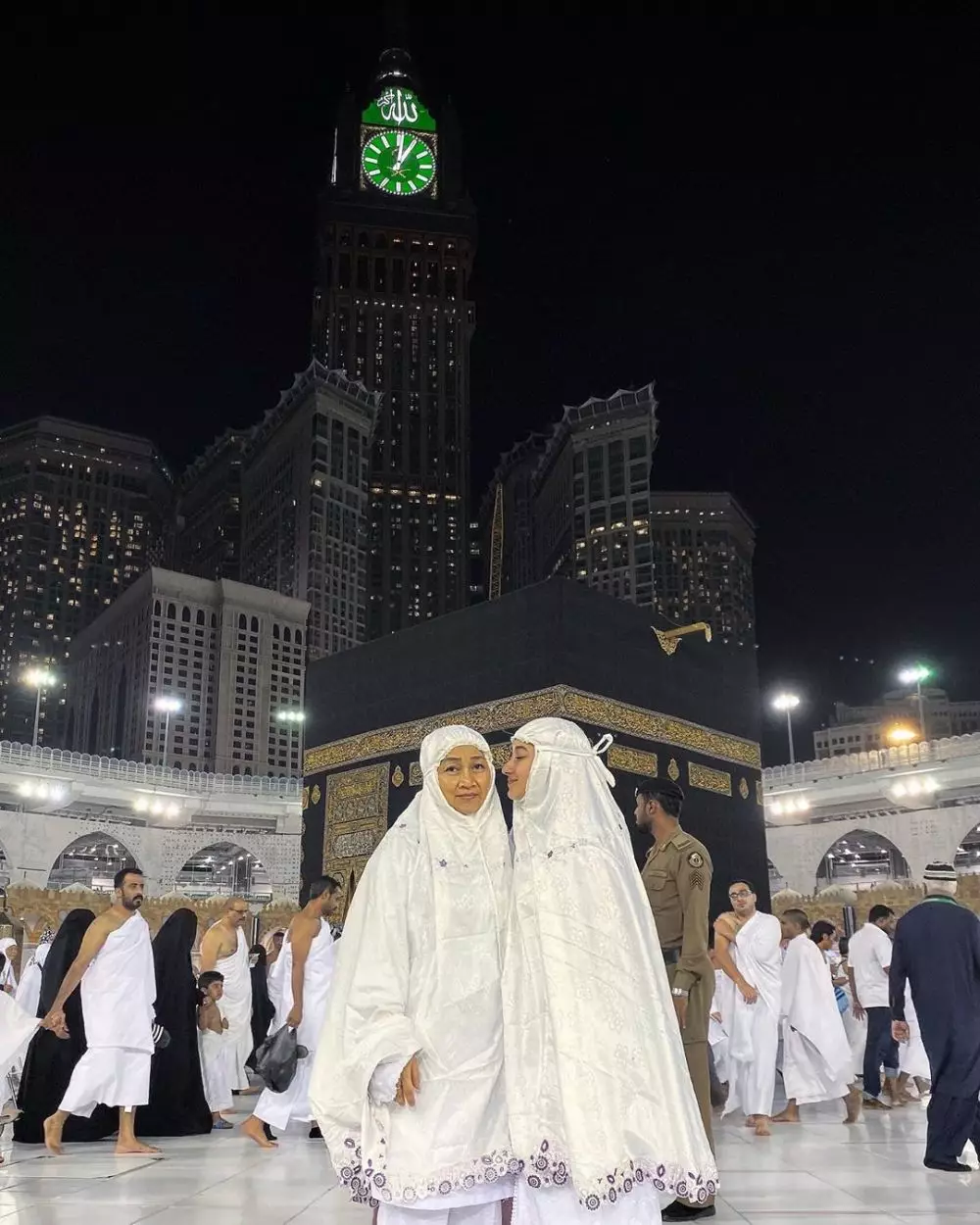 potret Naomi pakai busana tertutup ini manglingi Instagram/@naonomnom