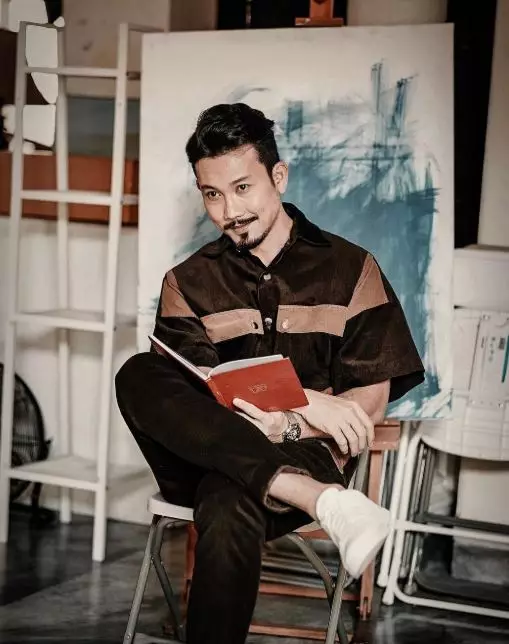 identitas calon istri denny sumargo  Liputan6