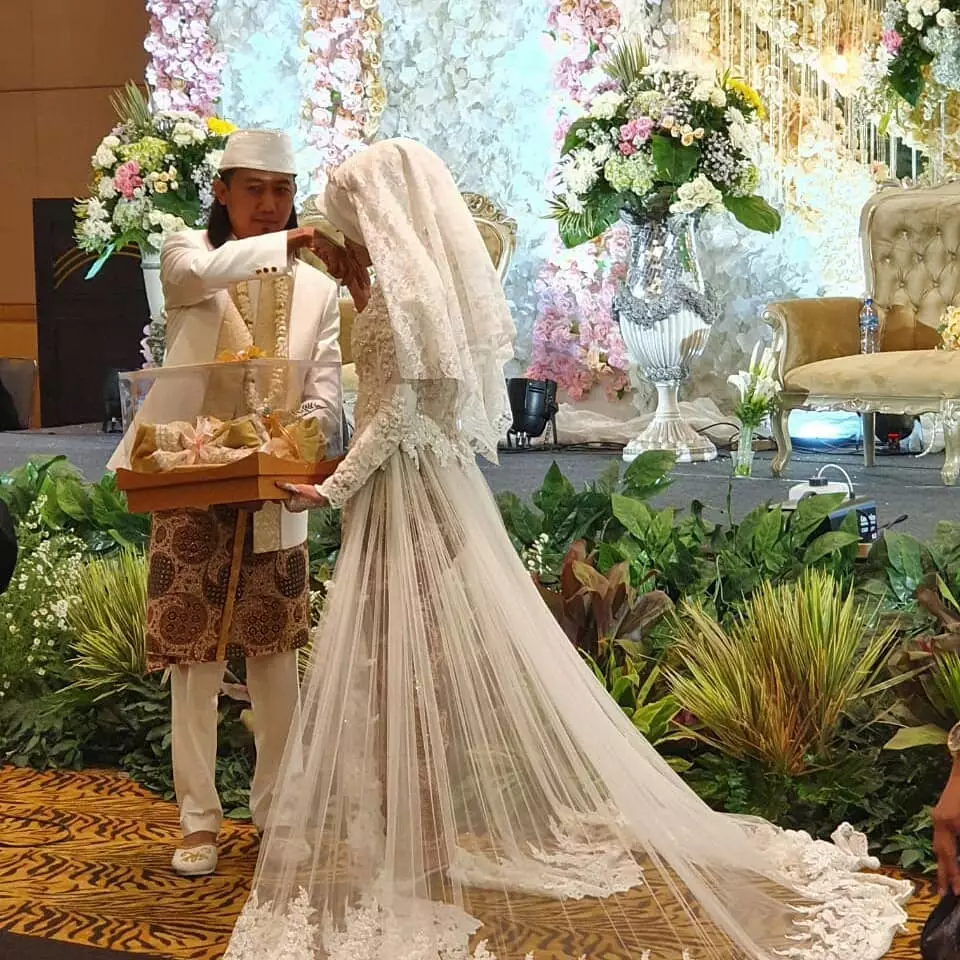 Momen pernikahan kedua Ade Jigo Instagram 