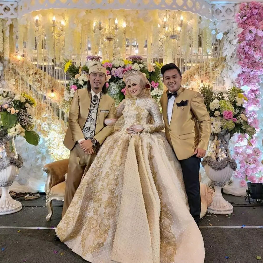 Momen pernikahan kedua Ade Jigo Instagram 