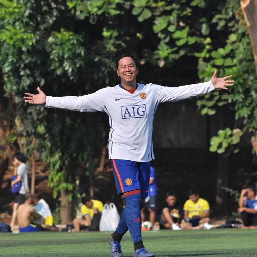  Termasuk Ayu Ting Ting, 5 seleb Tanah Air ini hobi bulutangkis Instagram/@ayutingting92 @mariaselena_