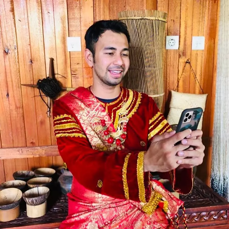 transformasi rambut raffi © 2019 brilio.net