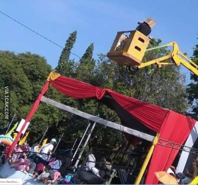 potret lucu totalitas fotografer © 2019 1cak.com