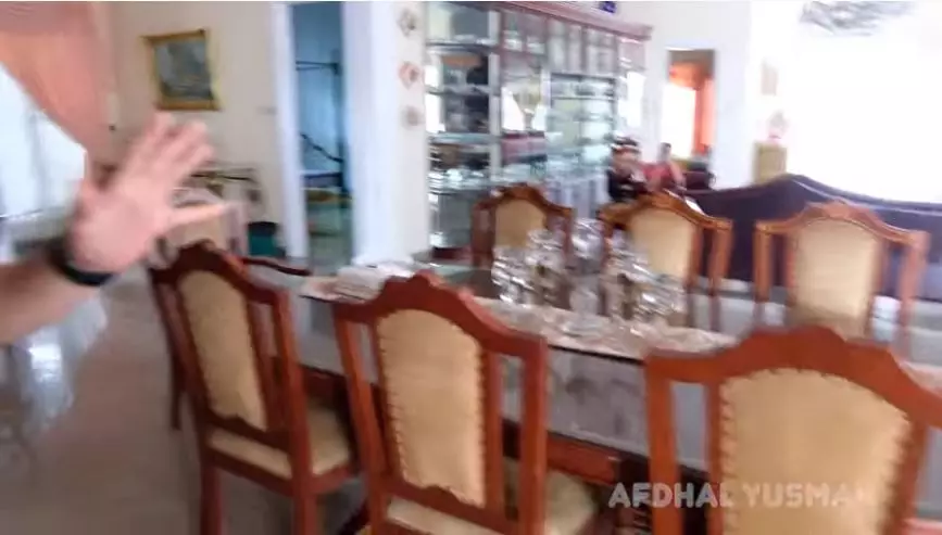 10 Potret rumah legend Genta Buana, bikin ingat masa lalu youtube 10 Potret rumah legend Genta Buana, bikin ingat masa lalu youtube