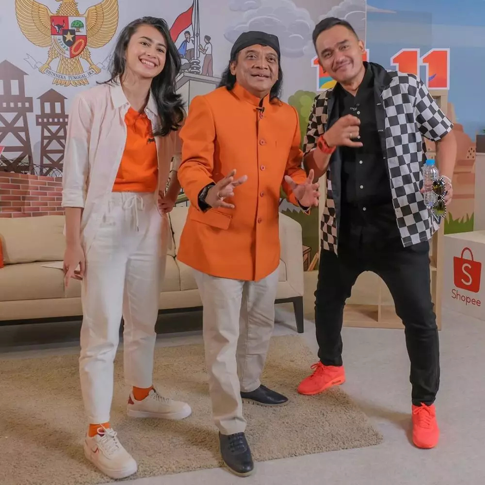 Sintya Marisca joget di konser Didi Kempot © 2019 instagram.com