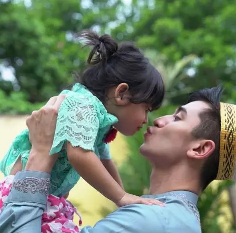 verrel bramasta bareng adik angkat  Instagram