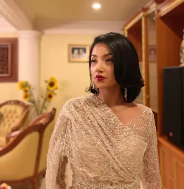 tsania marwa rambut sebahu  Instagram