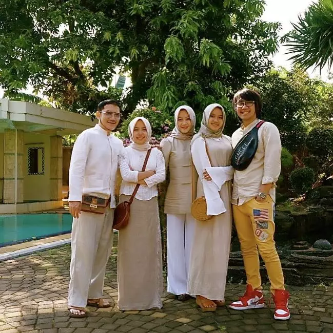 potret terbaru yana julio Instagram potret terbaru yana julio Instagram