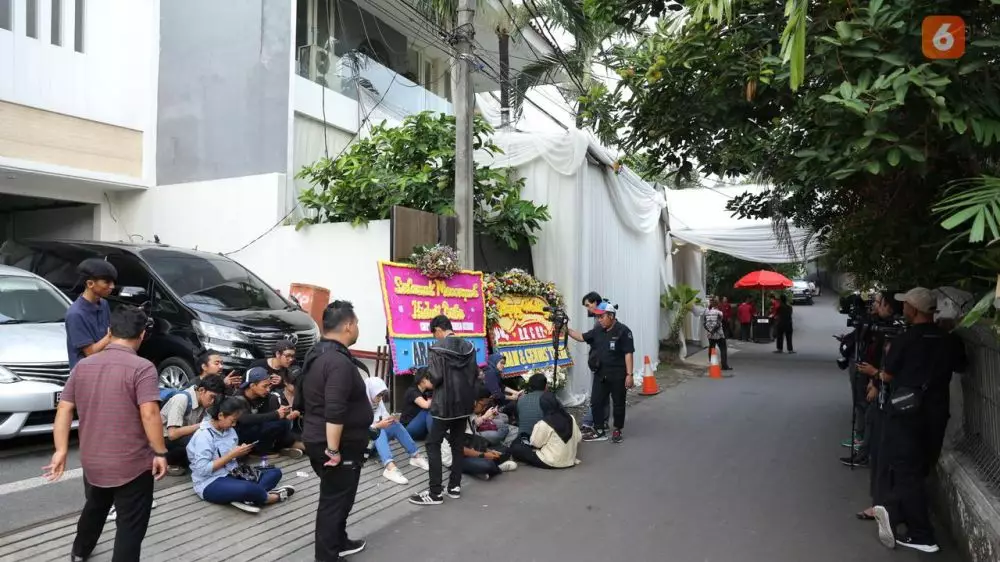 fakta pernikahan cut tari  Istimewa