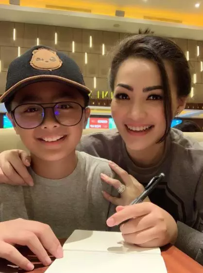 potret terbaru bintang pratama Instagram