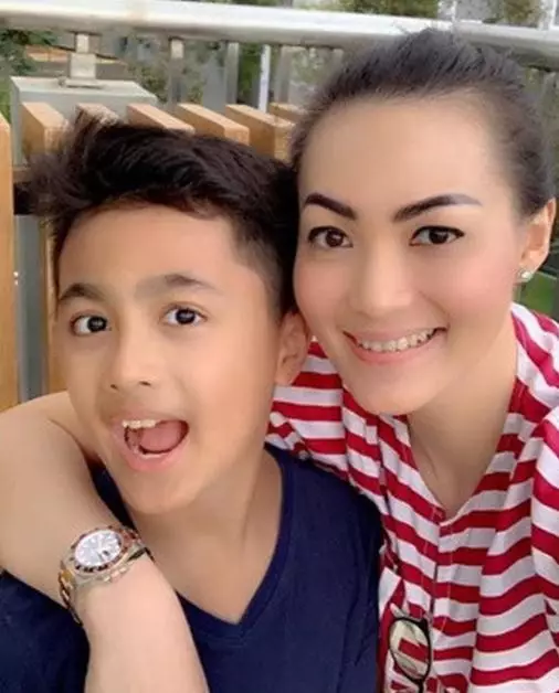 potret terbaru bintang pratama Instagram
