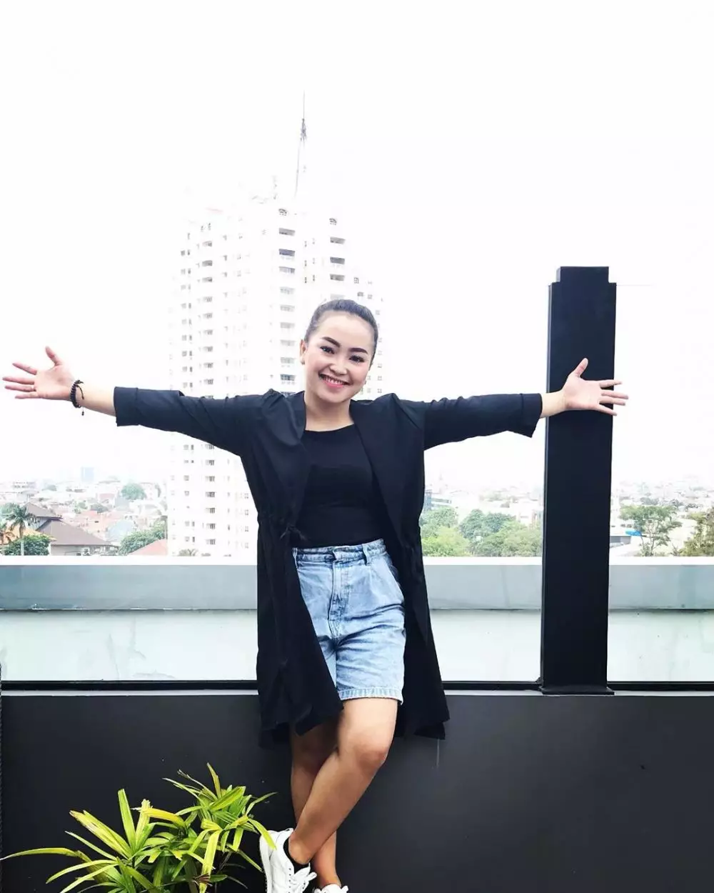 Mpok Alpa dipecat dari program OVJ Instagram 