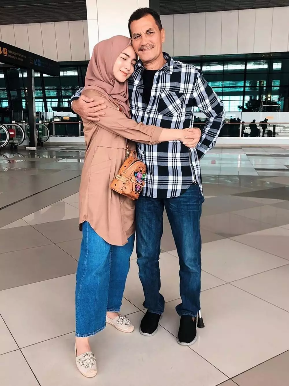 Jarang terekspos, ini 8 Momen Citra Kirana dengan ayahnya Instagram 