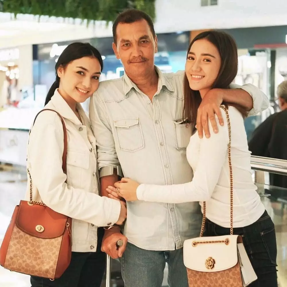 Jarang terekspos, ini 8 Momen Citra Kirana dengan ayahnya Instagram 