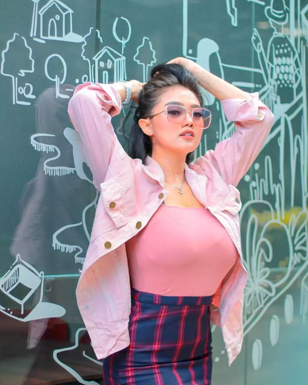 Pesona Olivia Noor Instagram/@olivianoor26