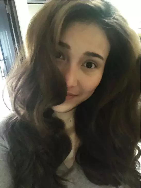 8 Potret muka bantal Ayu Ting Ting Instagram  8 Potret muka bantal Ayu Ting Ting Instagram