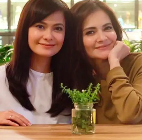 seleb sahabat mirip  Instagram  seleb sahabat mirip  Instagram