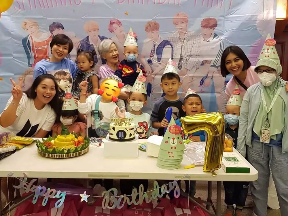 kejutan ultah anak denada © 2019 brilio.net kejutan ultah anak denada © 2019 brilio.net