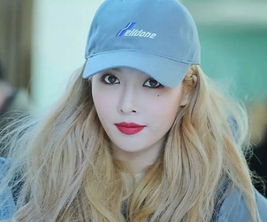 artis K-Pop lawan depresi © 2019 brilio.net artis K-Pop lawan depresi © 2019 brilio.net