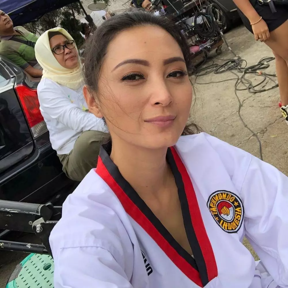 potret terbaru della puspita Instagram