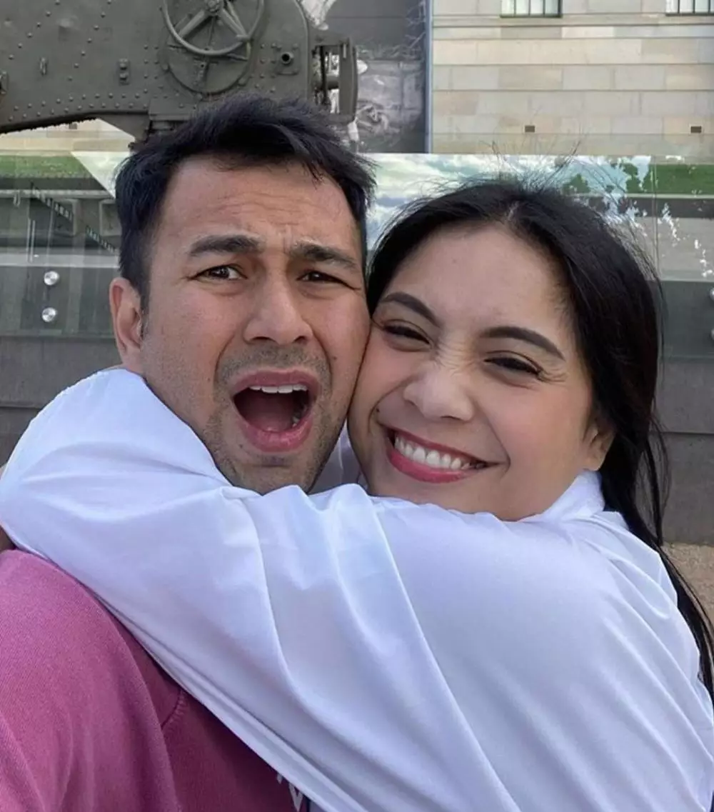 Nagita Slavina disebut hamil anak kedua © 2019 berbagai sumber