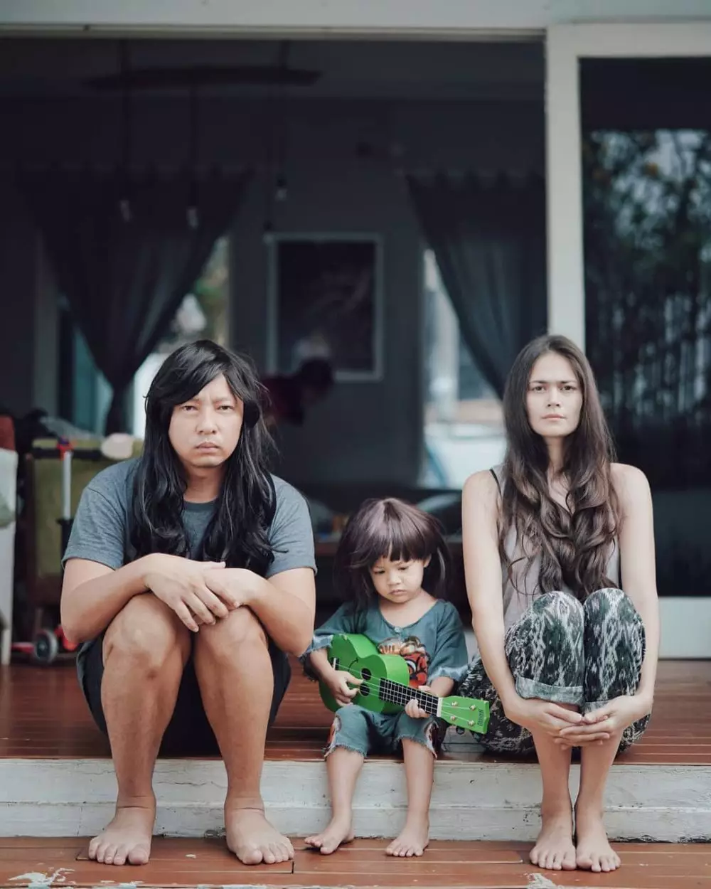 seleb tiru istri © 2019 brilio.net seleb tiru istri © 2019 brilio.net