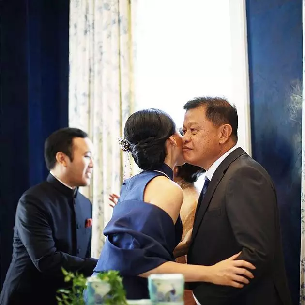 Pertunangan Adri Martowardjojo mantan Angel Pieters © 2019 instagram.com