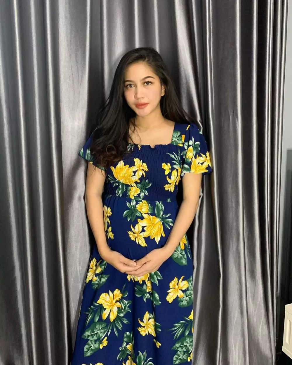 Gaya Eriska baby bump  Instagram 