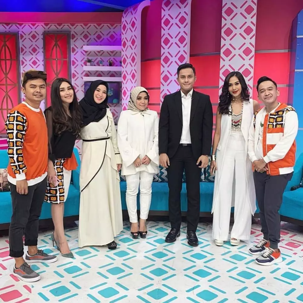 Muzdalifah dan seleb lain  Instagram  Muzdalifah dan seleb lain  Instagram