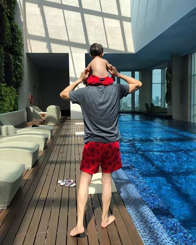 penampilan beda harvey © 2019 brilio.net