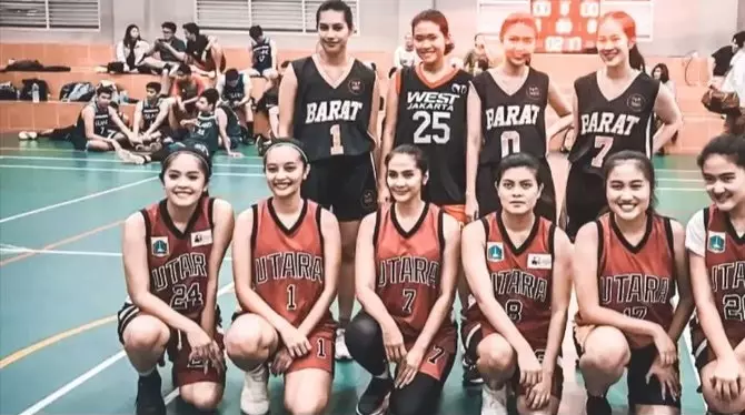 Maudy Koesnaedi ternyata jago basket © 2019 instagram.com