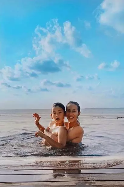 kedekatan janisa pradja & Kenzou Lewis Instagram kedekatan janisa pradja & Kenzou Lewis Instagram