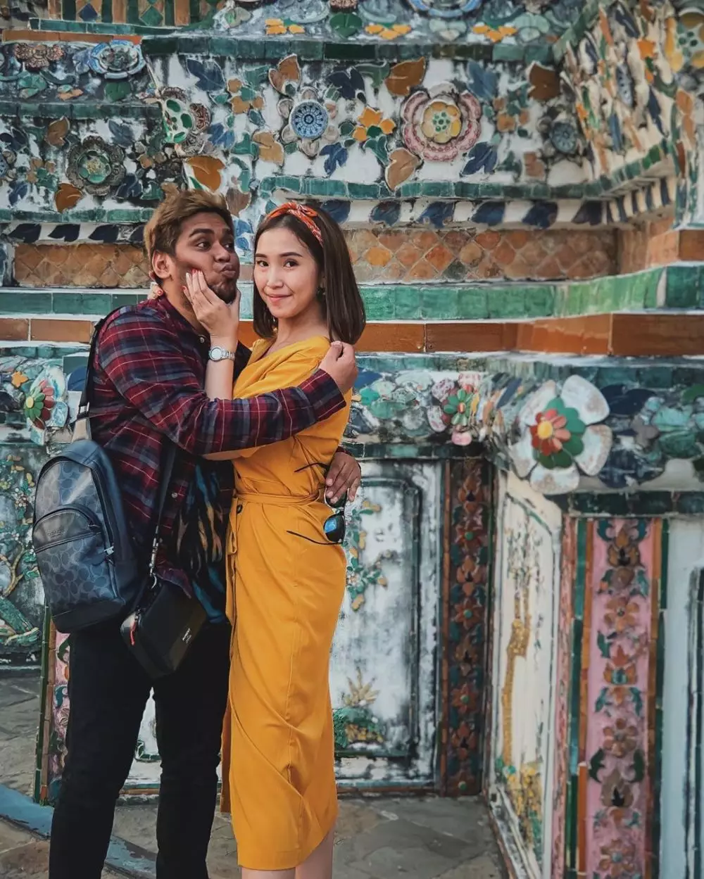 Ahmad Abdul melamar Artika Rustam © 2019 instagram.com Ahmad Abdul melamar Artika Rustam © 2019 instagram.com