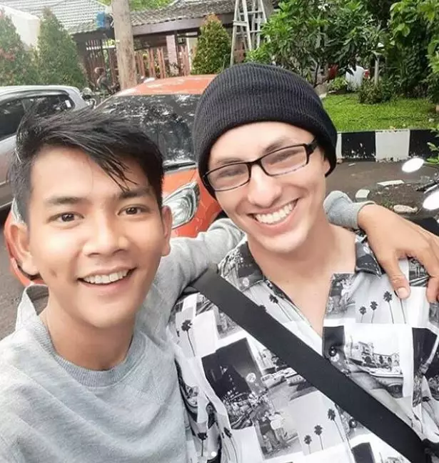 dylan carr ke lokasi syuting  Instagram dylan carr ke lokasi syuting  Instagram