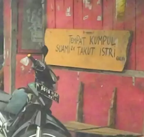 foto lucu suami takut istri © berbagai sumber