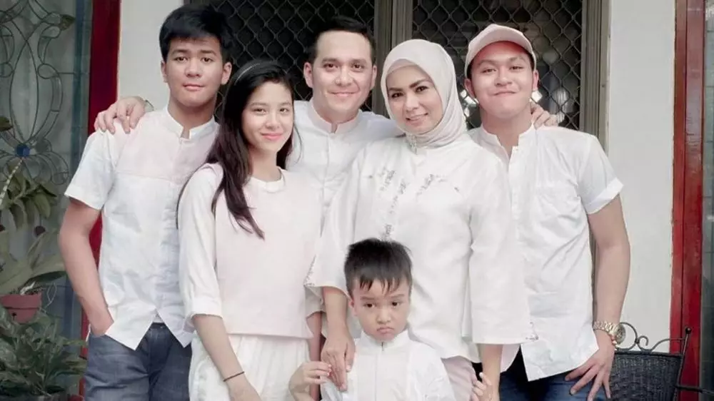 Potret anak kembar Fadli Akhmad Instagram  Potret anak kembar Fadli Akhmad Instagram