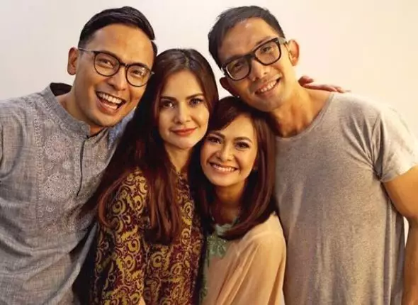 Sumber kekayaan Cut Tari Instagram  Sumber kekayaan Cut Tari Instagram