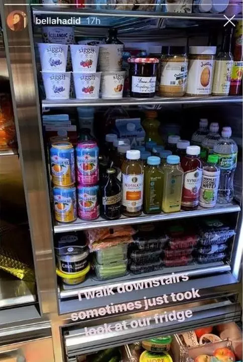 6 Penampakan kulkas seleb Hollywood, isinya bikin melongo © 2019 berbagai sumber 6 Penampakan kulkas seleb Hollywood, isinya bikin melongo © 2019 berbagai sumber