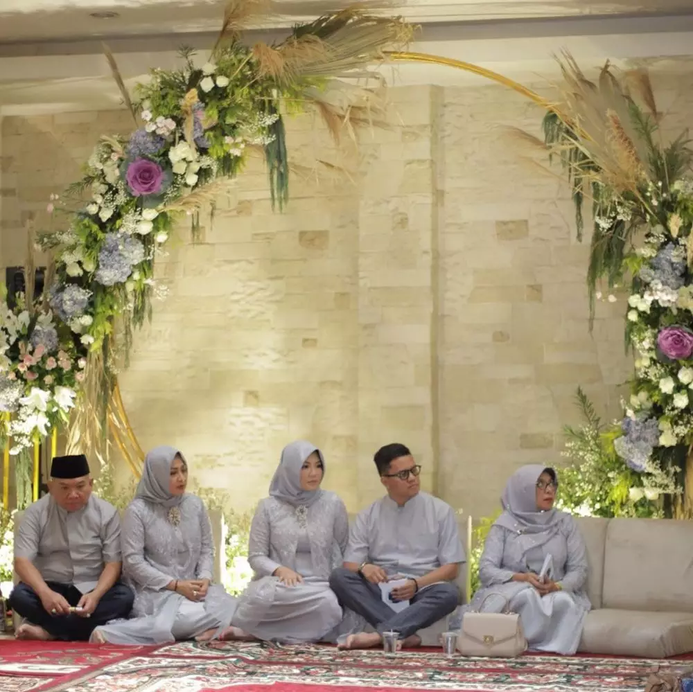 6 Potret tasyakuran kehamilan Tipang istri Arief Muhammad © 2019 instagram.com