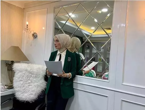 seleb ngantor dpr © 2019 brilio.net