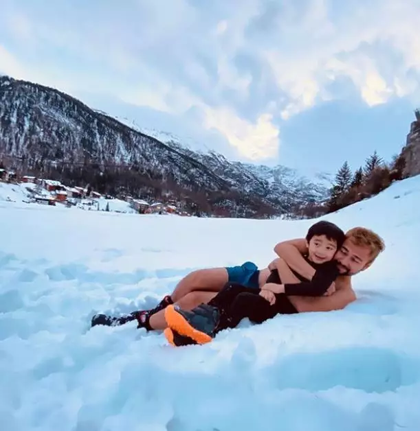 raffi ahmad main salju  Instagram